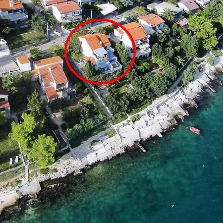 Apartments By The Sea Seget Vranjica, Trogir - 1051 Seget Vranjica