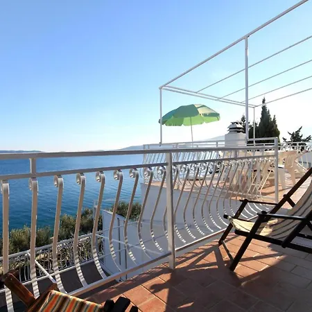 Apartments By The Sea Seget Vranjica, Trogir - 1051 Apartment Seget Vranjica