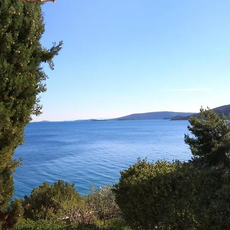 Apartment Apartments By The Sea Seget Vranjica, Trogir - 1051