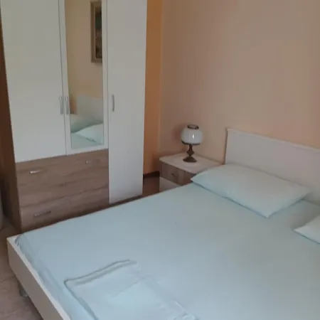 Apartments By The Sea Seget Vranjica, Trogir - 1051 Apartment